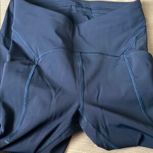 Lululemon Women's Navy Leggins